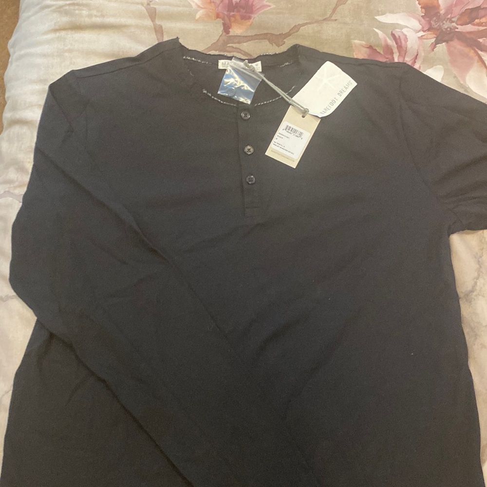 Barefoot dreams, super soft men’s crewneck